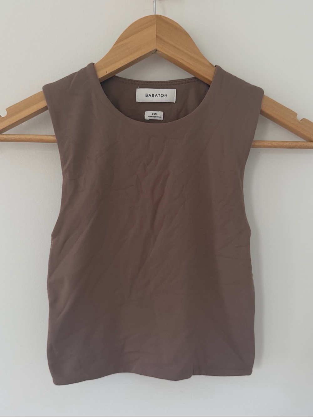 Babaton Taupe-Brown Sleeveless Crewneck Tank